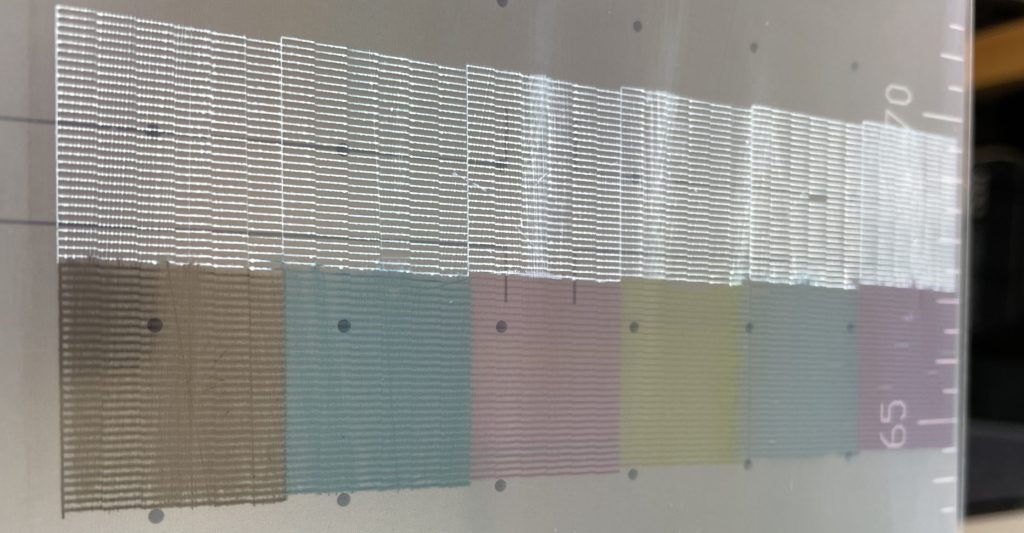 특정 색상이 이상하게 인쇄되요