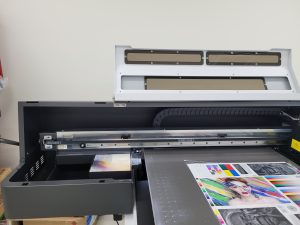 ARTJET UV Printer 소비자 문제와 해결 11 _ 바니쉬 밴딩을 줄일수 있나요1